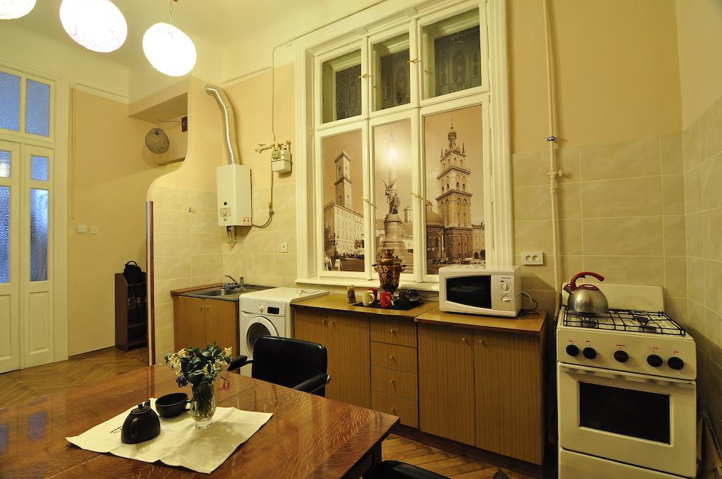 לבוב Voyager Hostel מראה חיצוני תמונה