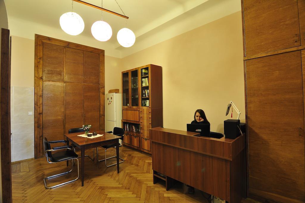 לבוב Voyager Hostel מראה חיצוני תמונה