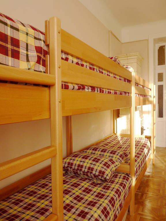 לבוב Voyager Hostel חדר תמונה