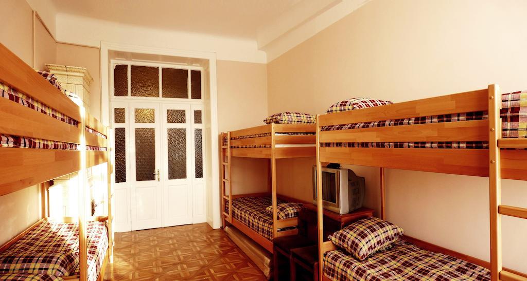 לבוב Voyager Hostel חדר תמונה